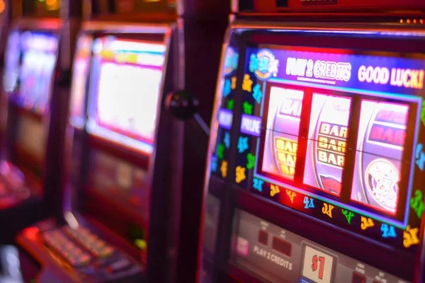 Weekly cashback earning and crediting for slot games on gocap4d